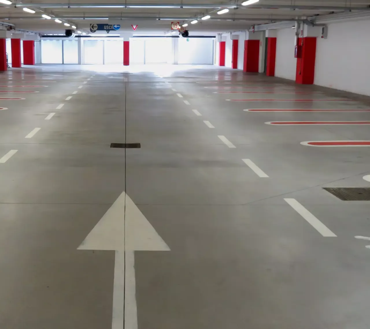 Home 5 bs industrieboden fugenloser betonboden tiefgarage salzkotten